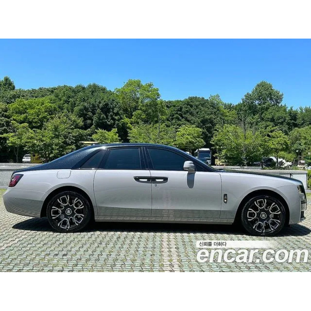Rolls Royce Ghost 2022 г.