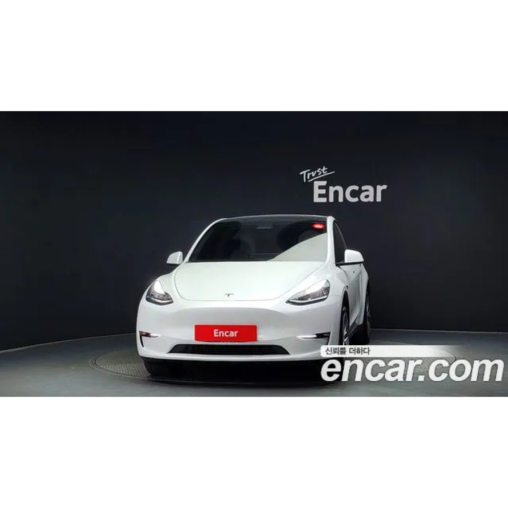 Tesla Model Y 2022 г.