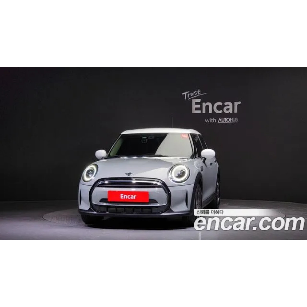 Mini Cooper 2023 г.