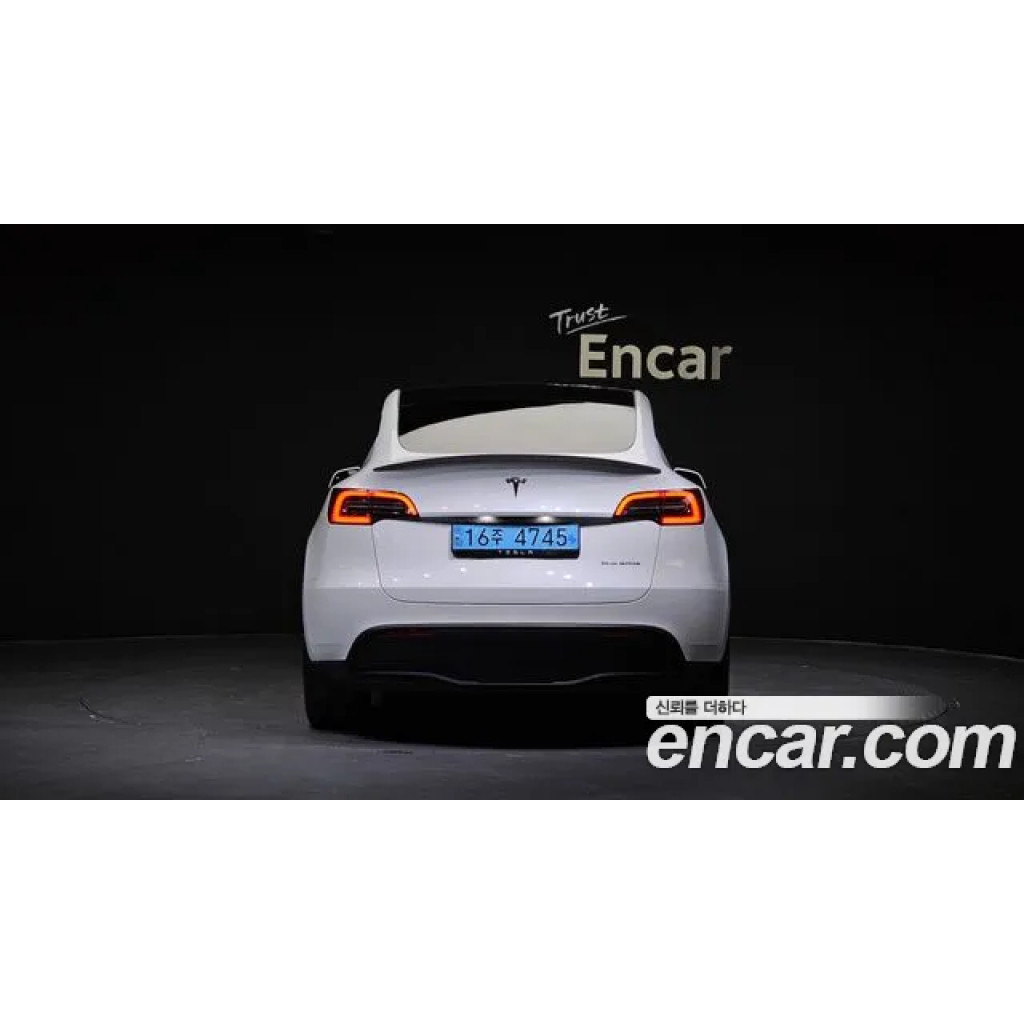 Tesla Model Y 2022 г.