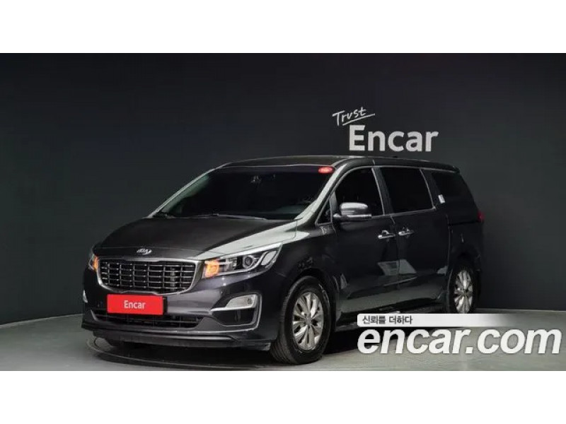 KIA Carnival 2020 г.