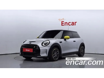 Mini Cooper 2022 г.