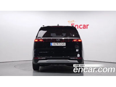 KIA Carnival 2021 г.