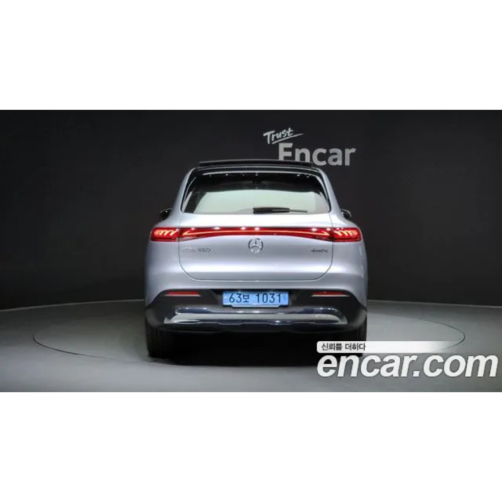 Mercedes Benz EQS 2023 г.