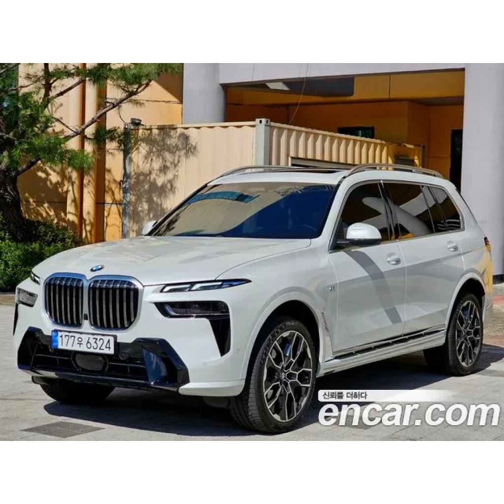 BMW X7 2024 г.