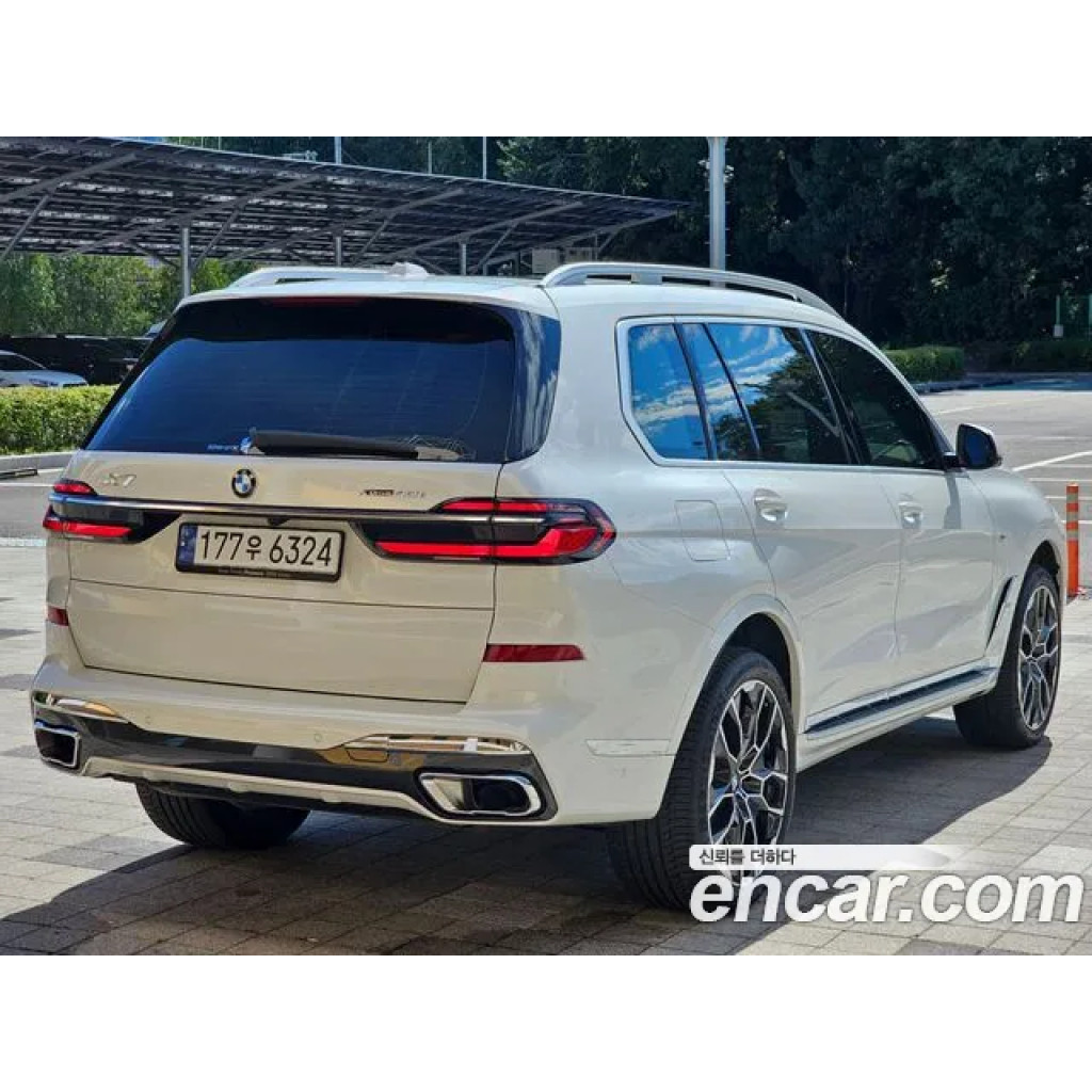 BMW X7 2024 г.