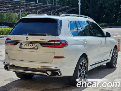 BMW X7 2024 г.
