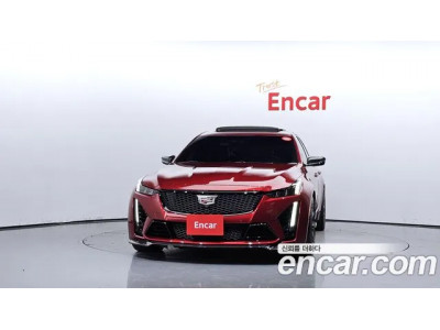 Cadillac CT5-V 2022 г.