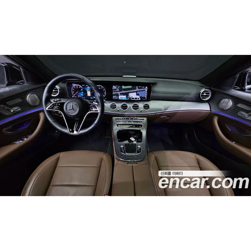 Mercedes Benz E-Class 2023 г.