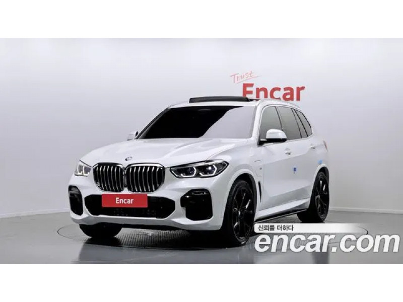 BMW X5 2021 г.
