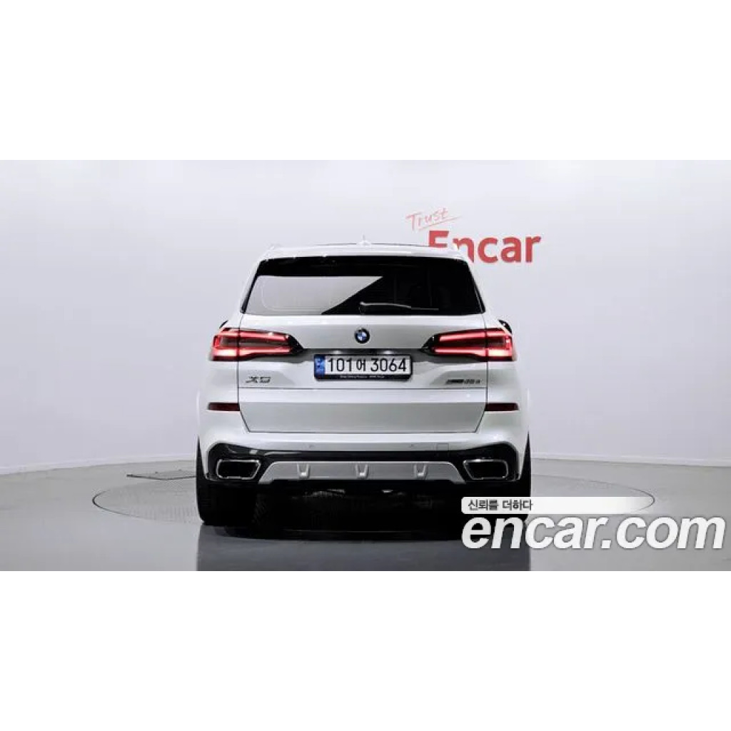 BMW X5 2021 г.