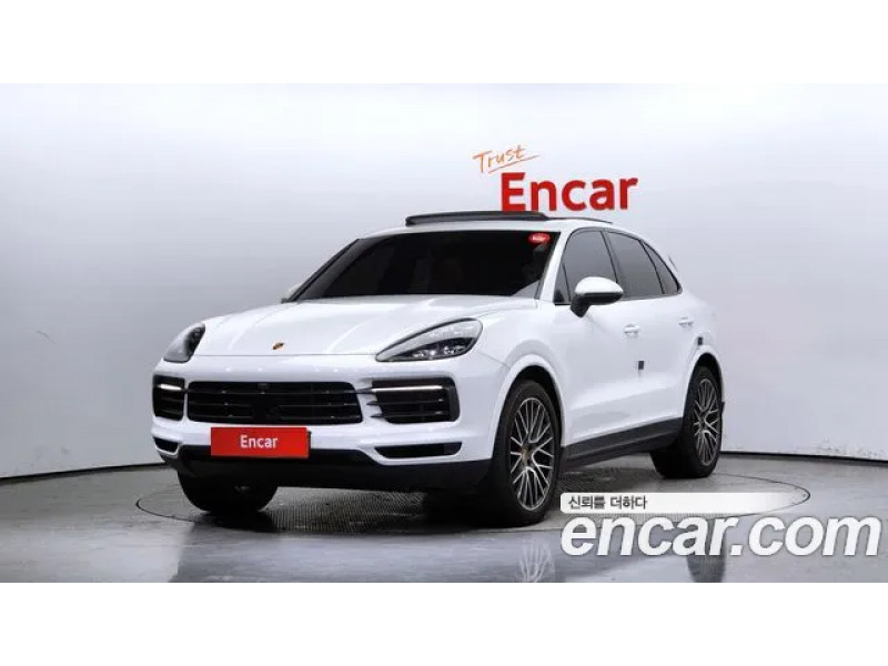 Porsche Cayenne 2022 г.