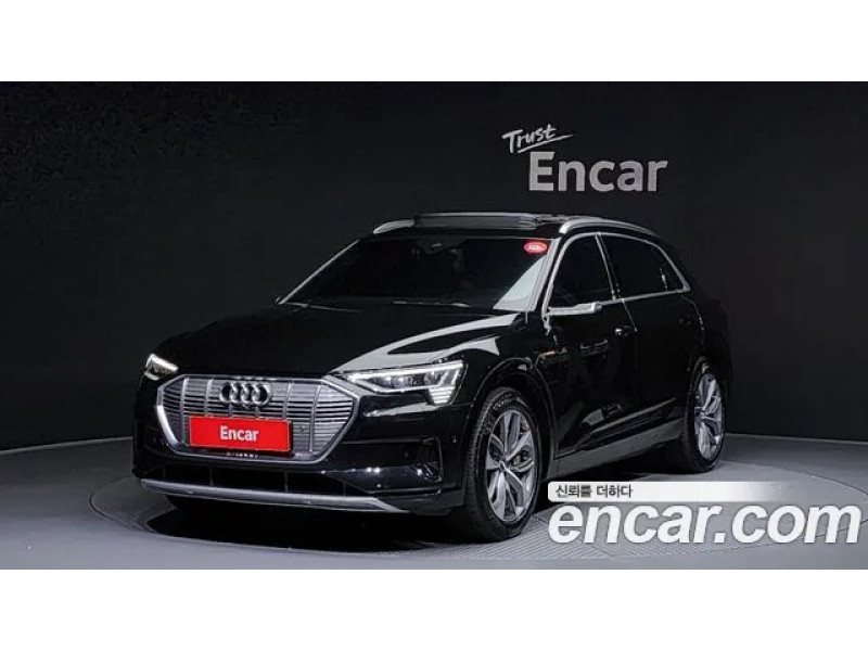 Audi E-tron 2020 г.