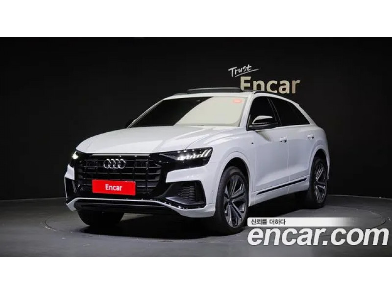 Audi Q8 2023 г.