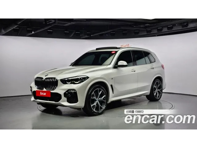 BMW X5 2021 г.