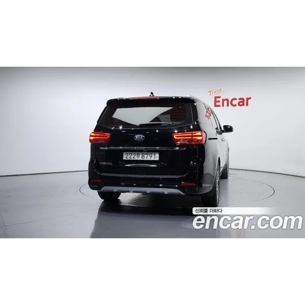 KIA Carnival 2020 г.