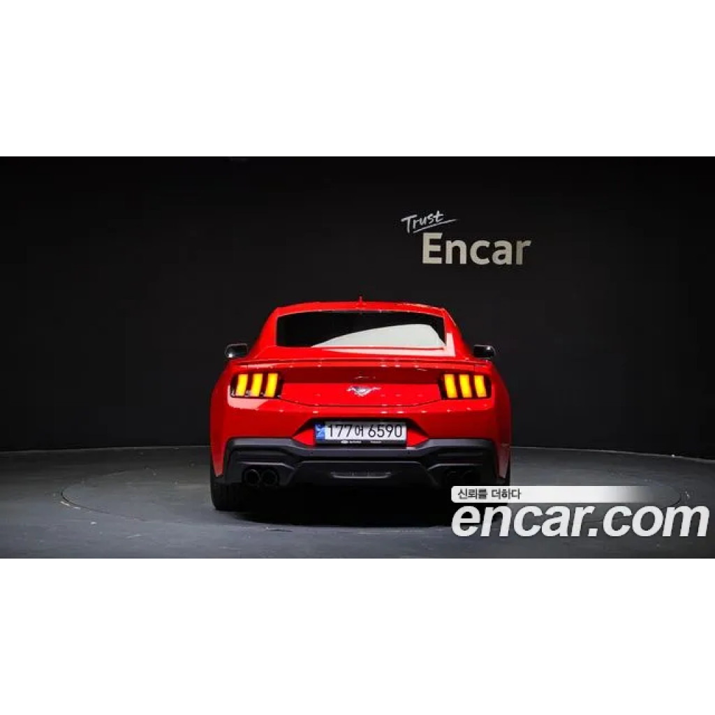 Ford Mustang 2024 г.
