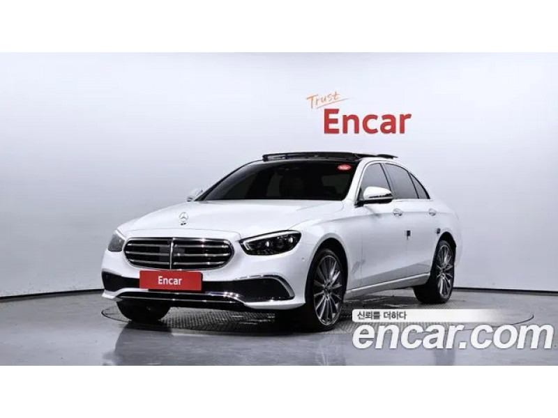 Mercedes Benz E-Class 2023 г.