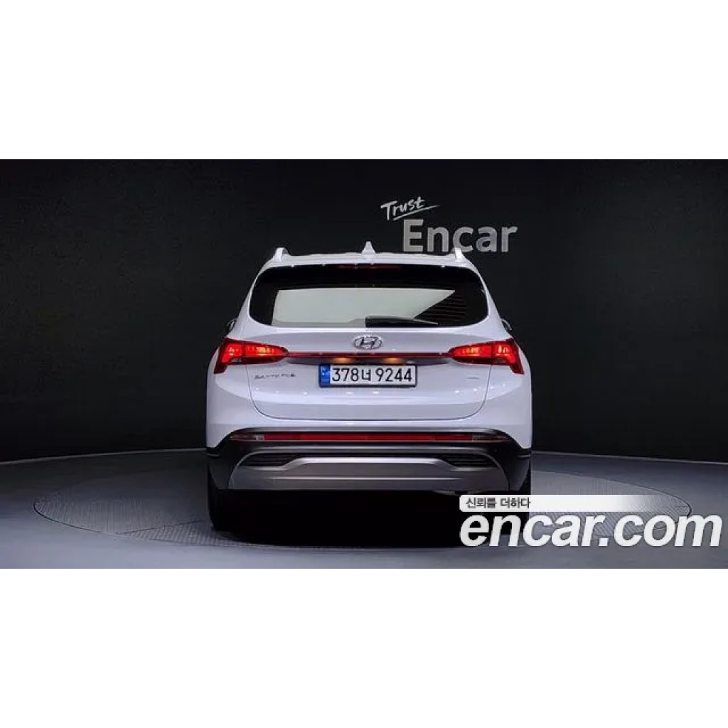 Hyundai Santa Fe 2022 г.