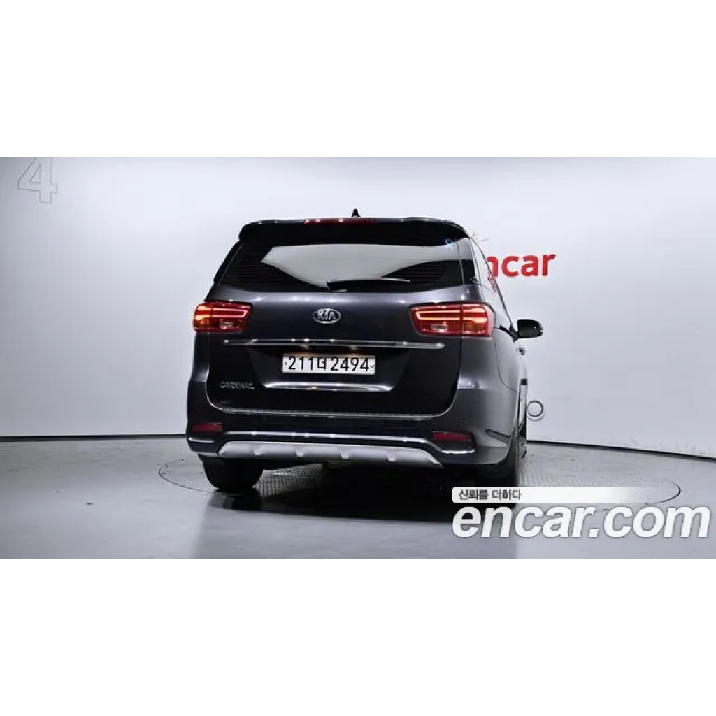 KIA Carnival 2020 г.
