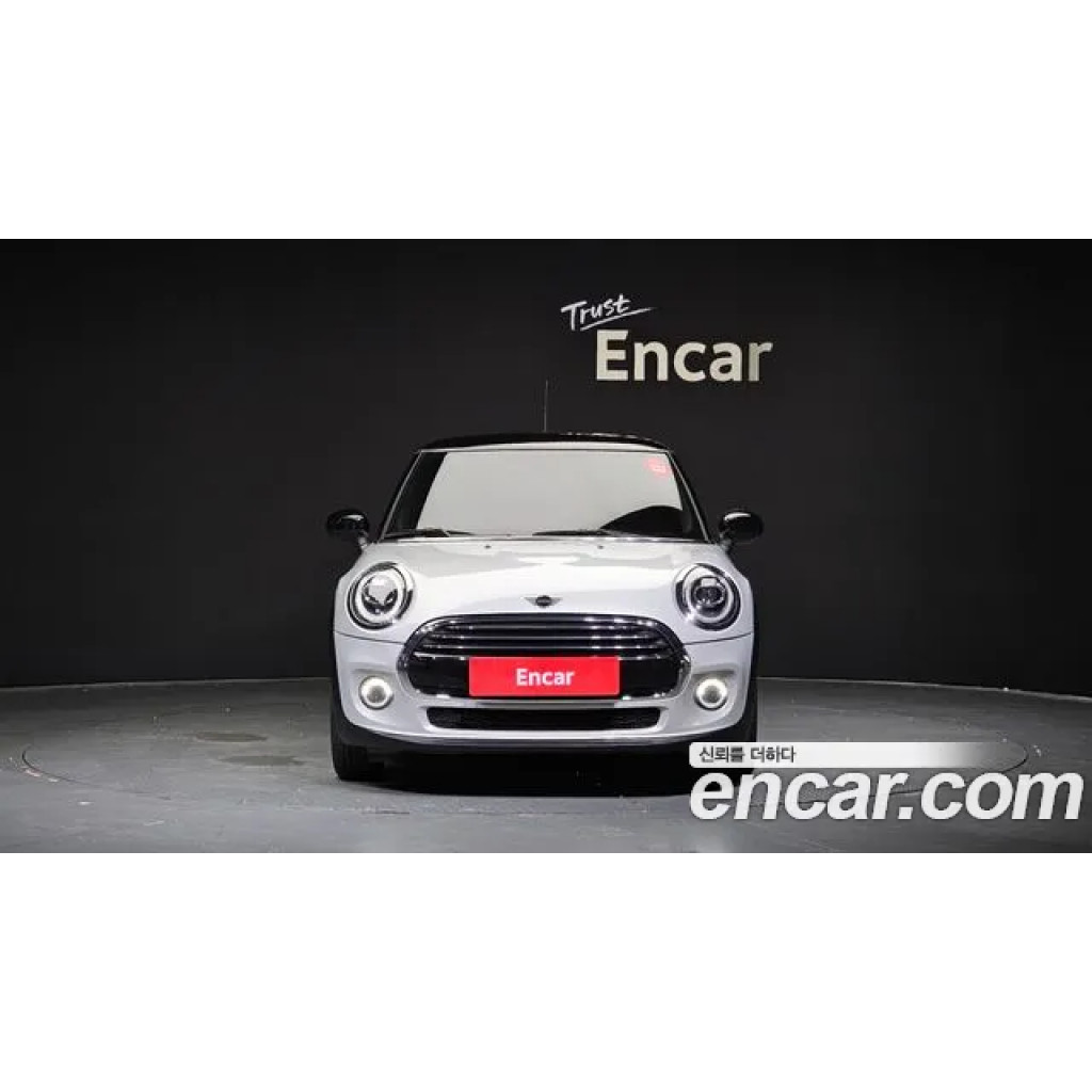 Mini Cooper 2020 г.