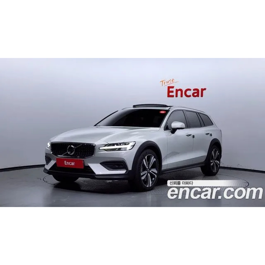 Volvo V60 2020 г.