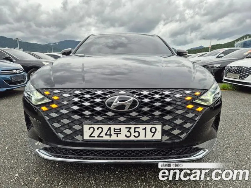 Hyundai Grandeur 2023 г.