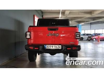Jeep Gladiator 2021 г.