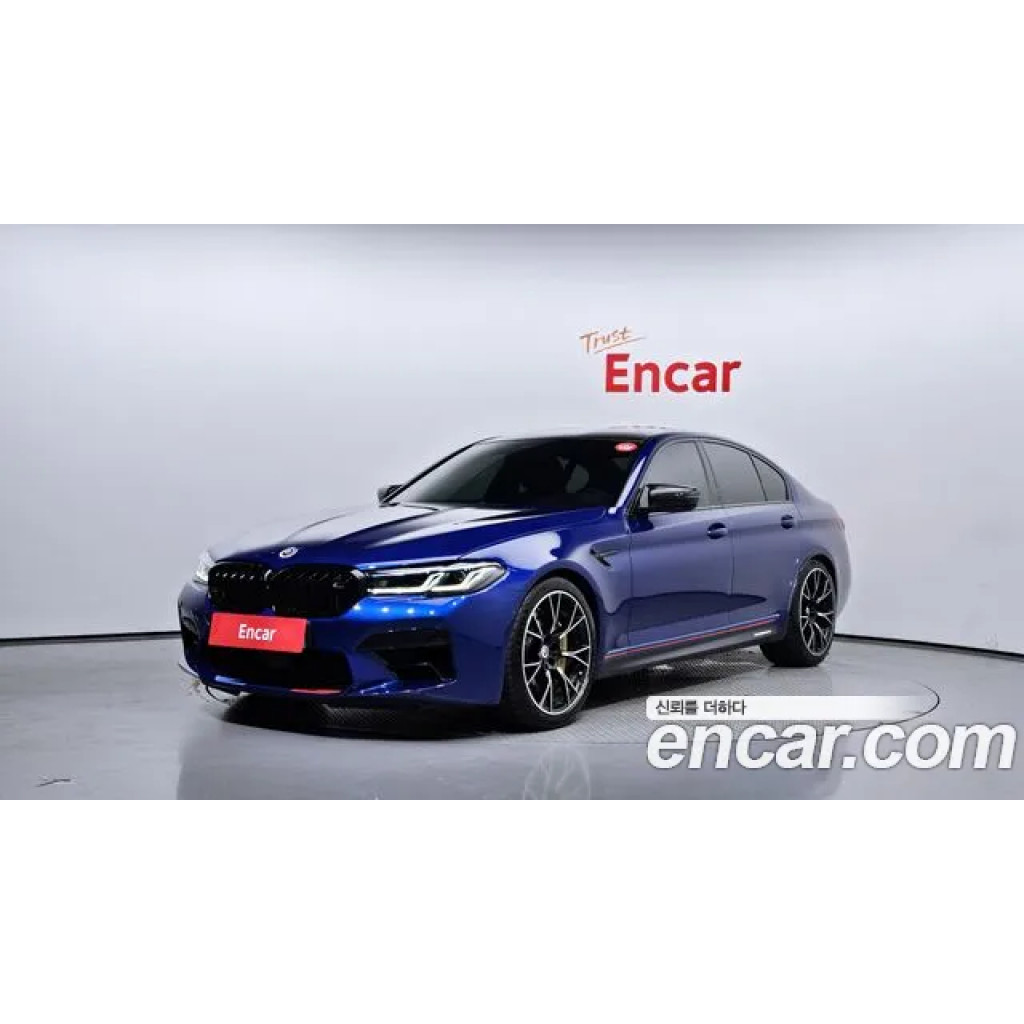 BMW M5 2022 г.
