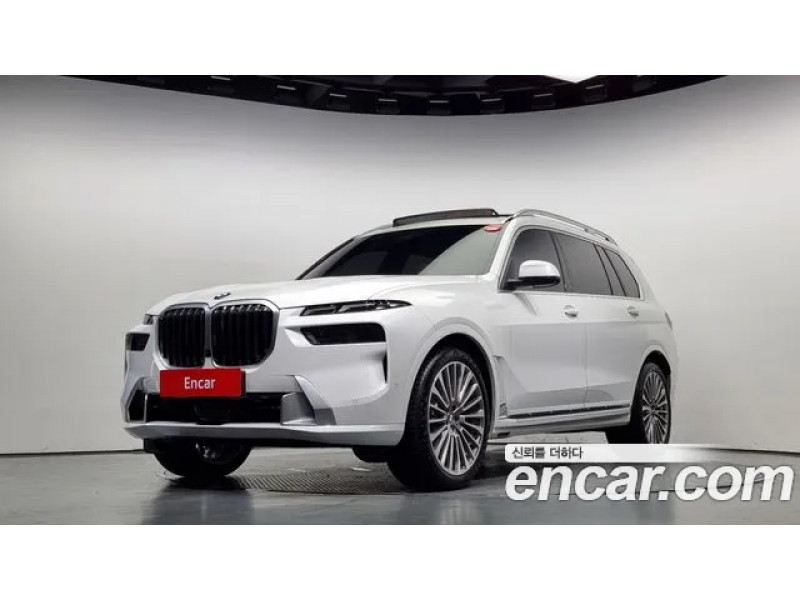 BMW X7 2024 г.