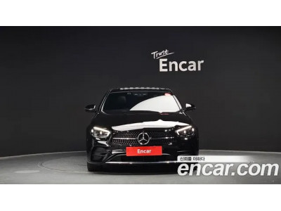 Mercedes Benz E-Class 2023 г.