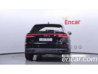 Audi Q8 2020 г.