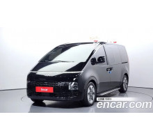 Hyundai Staria 2024 г.