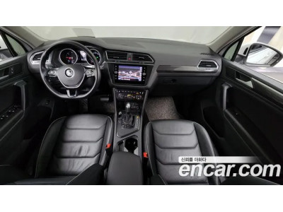 Volkswagen Tiguan 2020 г.