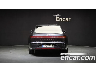 Hyundai Grandeur 2023 г.