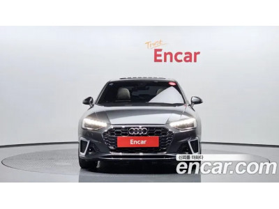 Audi A4 2021 г.