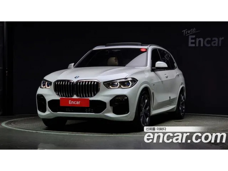 BMW X5 2021 г.