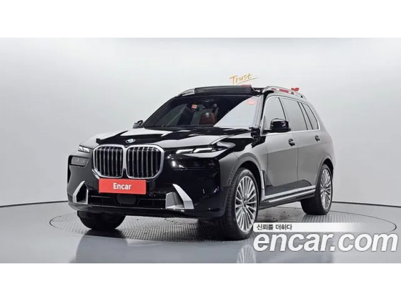 BMW X7 2024 г.