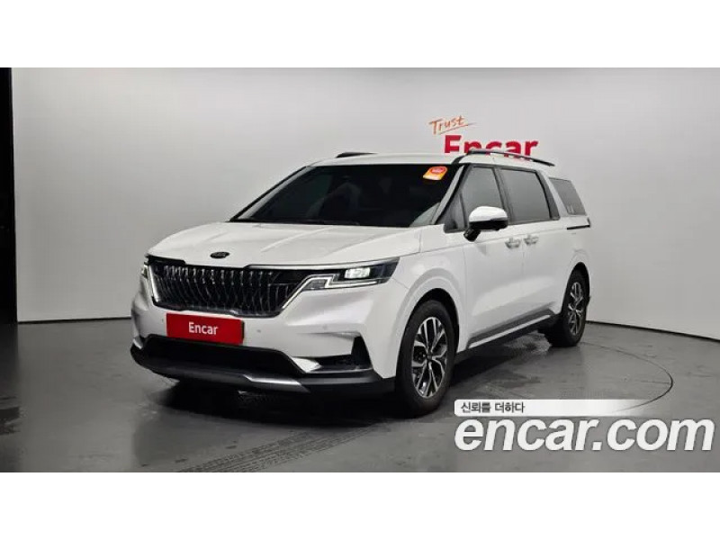 KIA Carnival 2021 г.