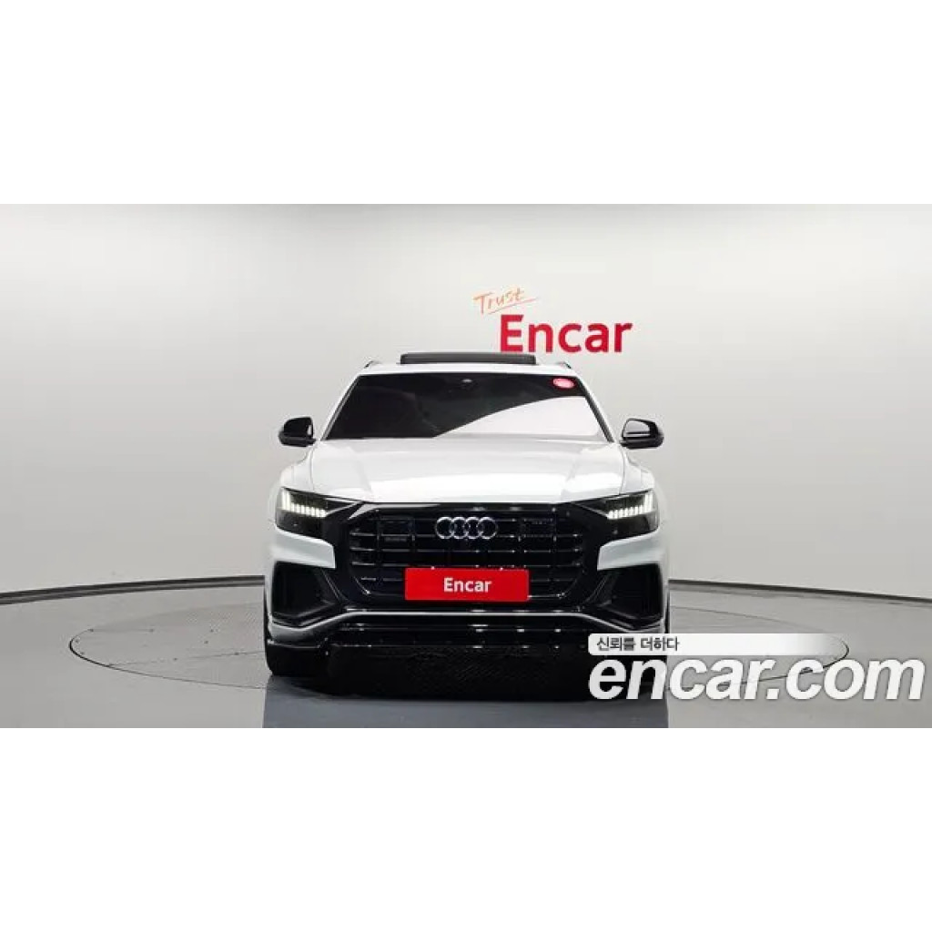 Audi Q8 2021 г.