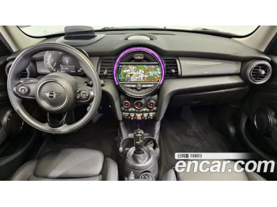 Mini Cooper 2021 г.
