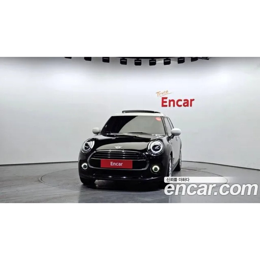 Mini Cooper 2021 г.