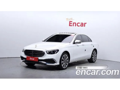 Mercedes Benz E-Class 2023 г.