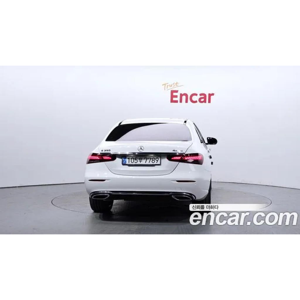 Mercedes Benz E-Class 2023 г.