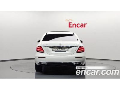 Mercedes Benz E-Class 2020 г.