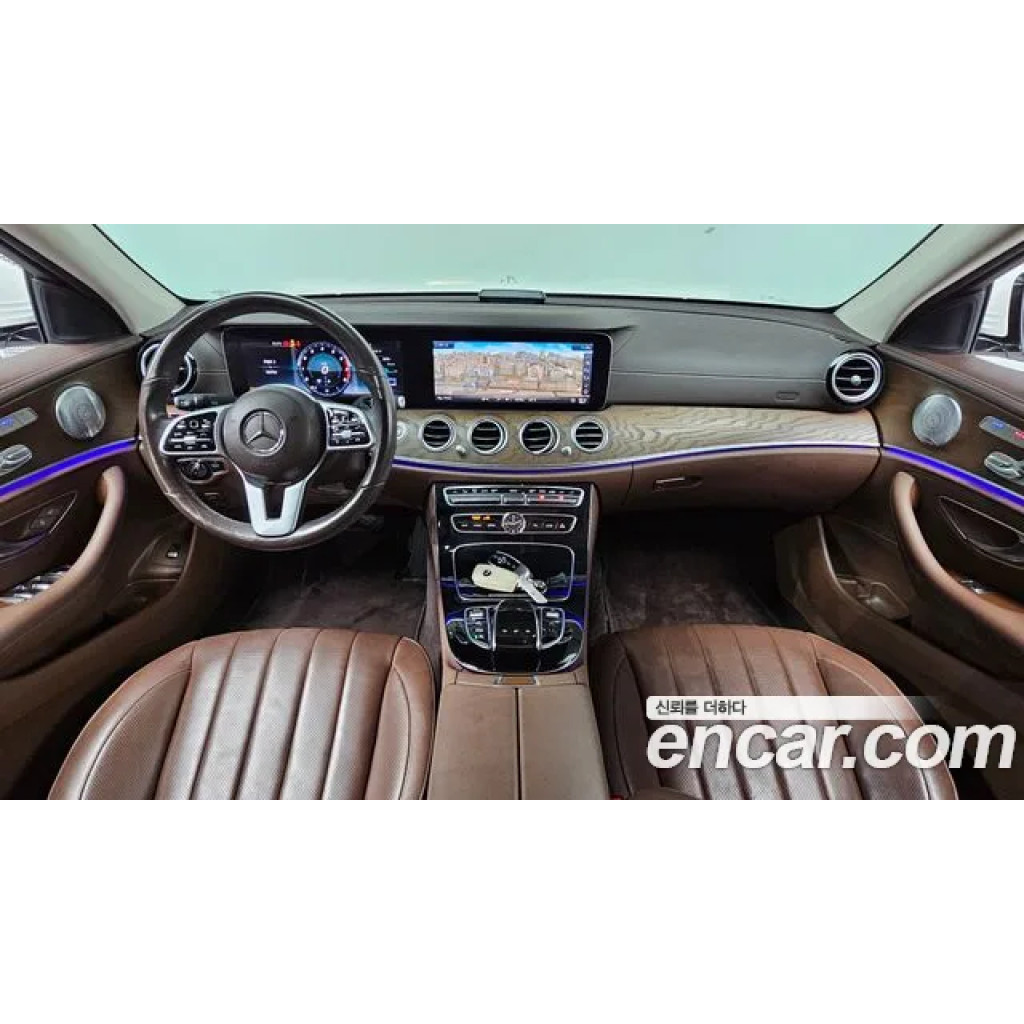 Mercedes Benz E-Class 2020 г.