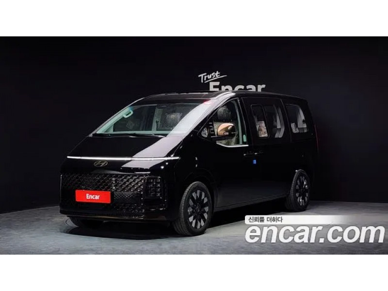 Hyundai Staria 2025 г.