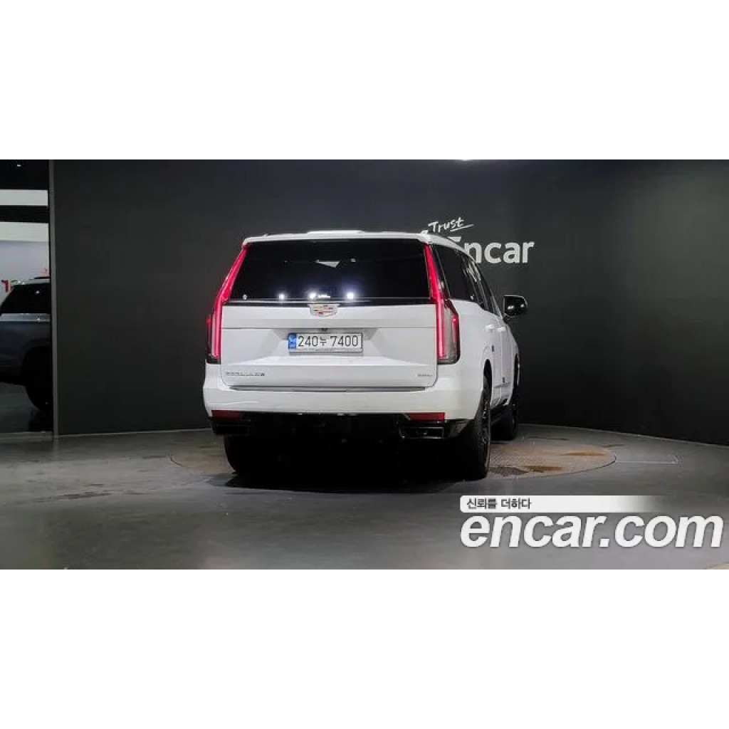 Cadillac Escalade 2021 г.