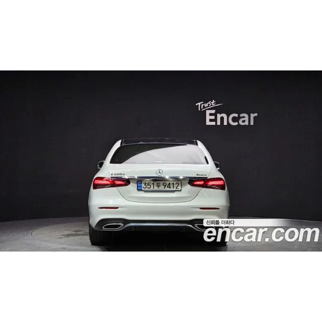 Mercedes Benz E-Class 2021 г.
