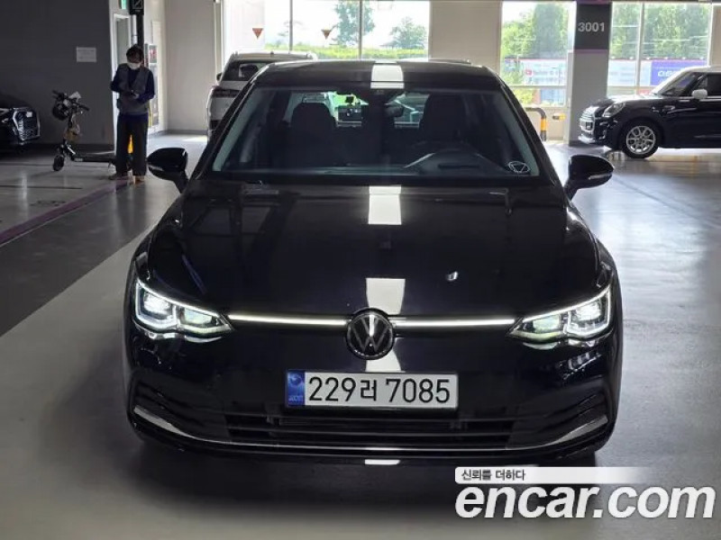 Volkswagen Golf 2024 г.